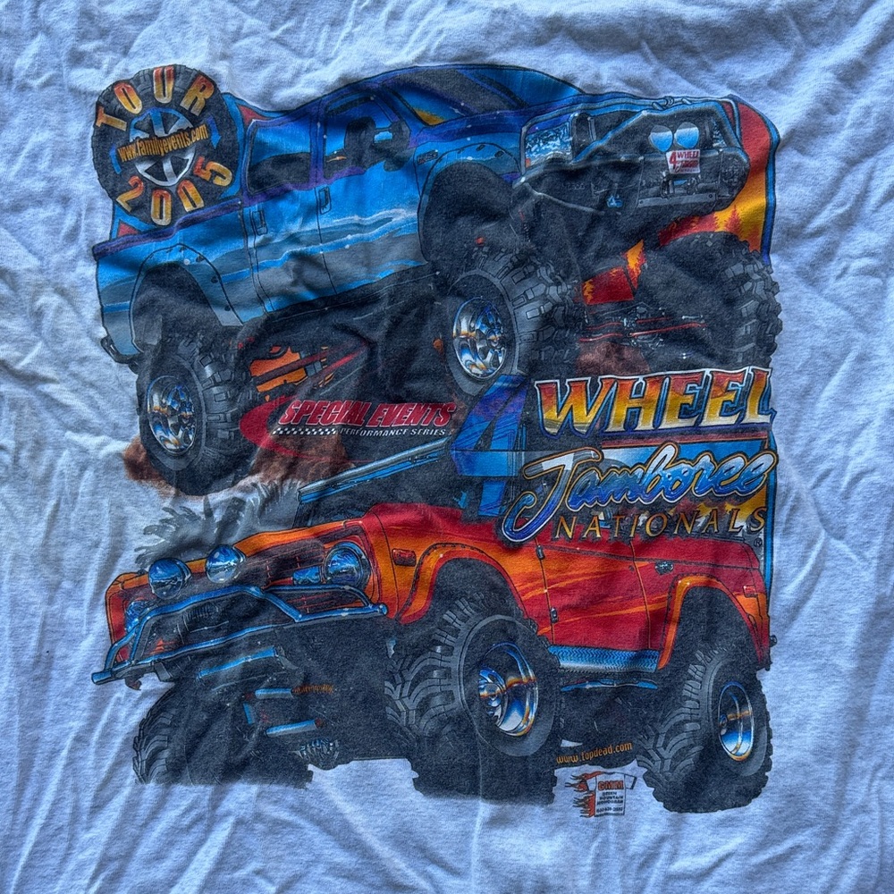 Fruit of the Loom Blue and Red Graphic Tee